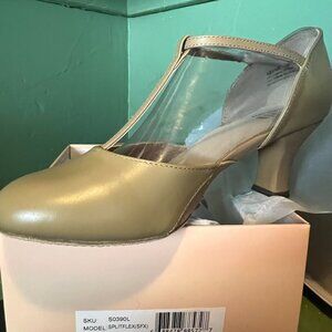 Bloch - Womens Splitflex 2.5" Heel Character Shoes Style: S0390